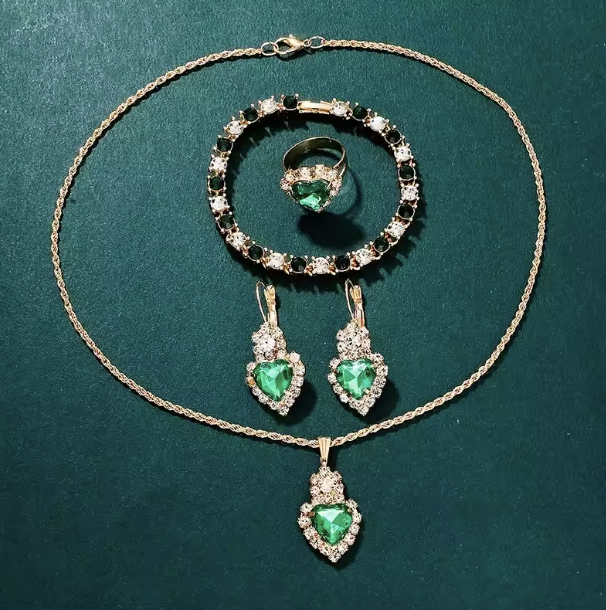 Effie Luxury Set - Watches Peach Heart Green Leather Strap Ladies Quartz WristWatch Montre Femme