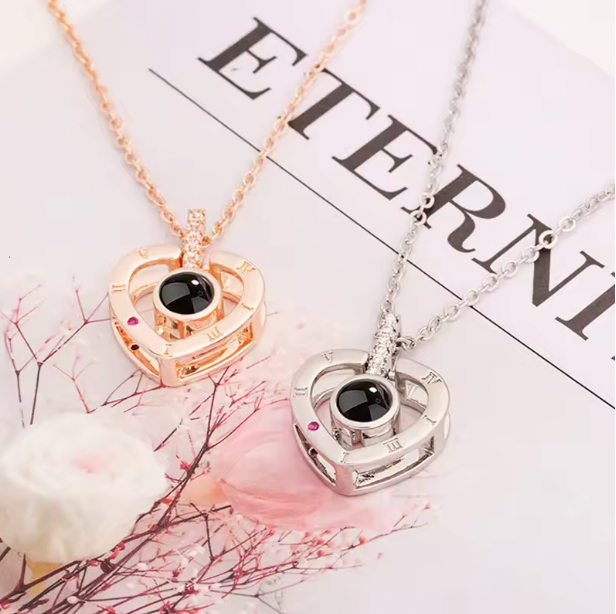 100 Languages I Love You Projection Necklace With Rotating Rose Gift Box 2024 New Creativity Design Romantic Luxury Jewelry Set