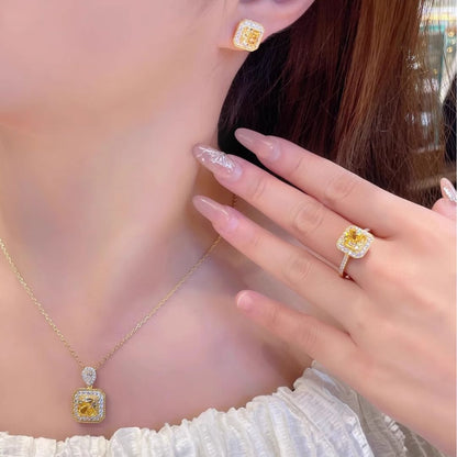 Golden Glow – Luxury Necklace, Earrings & Ring Set