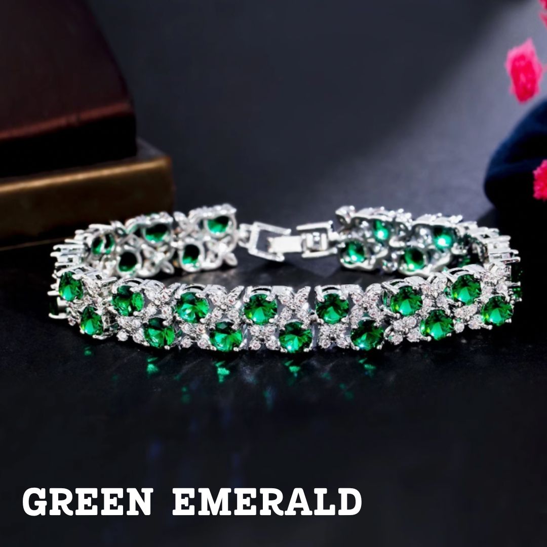 Enchanted Emerald – Elegant Luxury Women's Bracelet