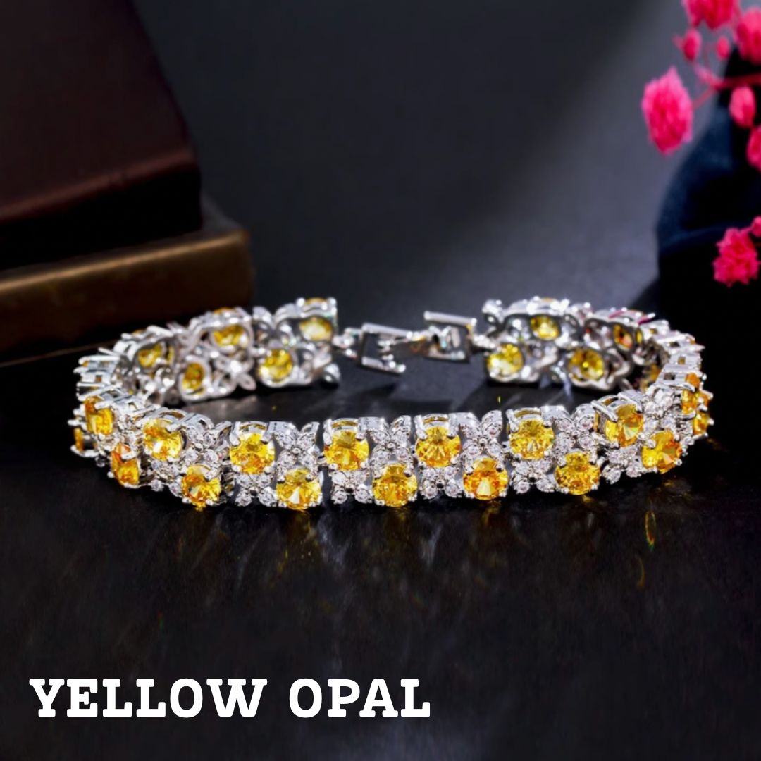 Enchanted Emerald – Elegant Luxury Women's Bracelet