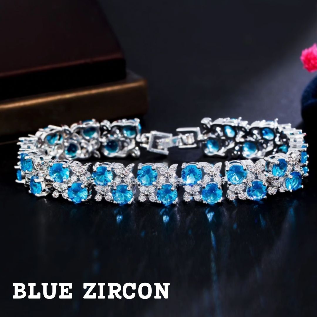 Enchanted Emerald – Elegant Luxury Women's Bracelet