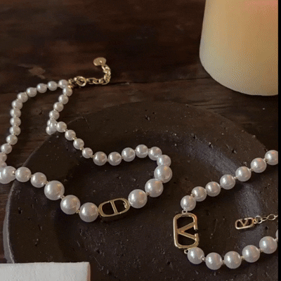 Personalized Pearl Jewelry Set – Custom Name Necklace & Bracelet, Elegant Gift for Women