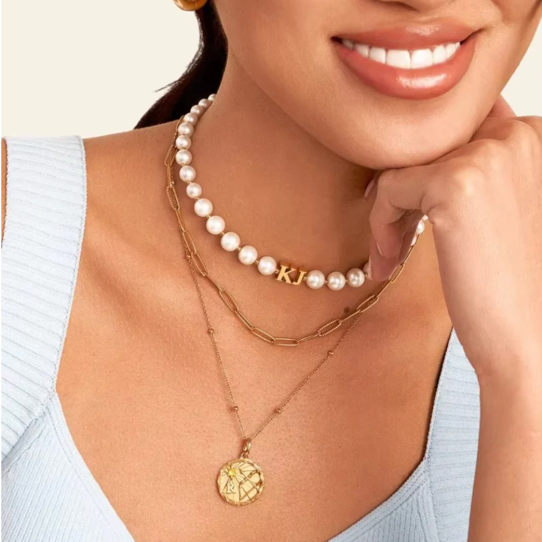 Personalized Pearl Jewelry Set – Custom Name Necklace & Bracelet, Elegant Gift for Women