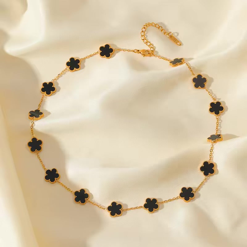 Van Clover - Five Leaf Clover Pendant Necklace For Women
