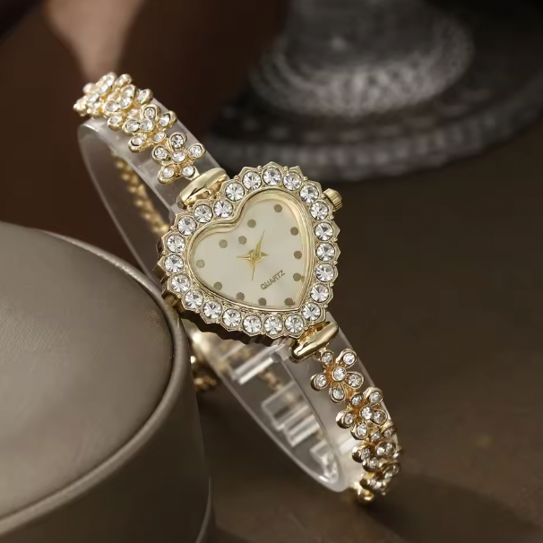 Infinity Grace Jewelry Set - 6pcs Light Luxury Women's Fashion Full Sky Star Trendy Strap Bracelet Watch Love Diamond Jewelry Set Quartz Watch