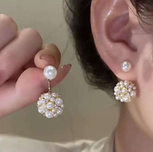 LumiPearl | Grace Drop Earrings - Elegant Lady's Pearl Pendant Earrings - June Birthstone