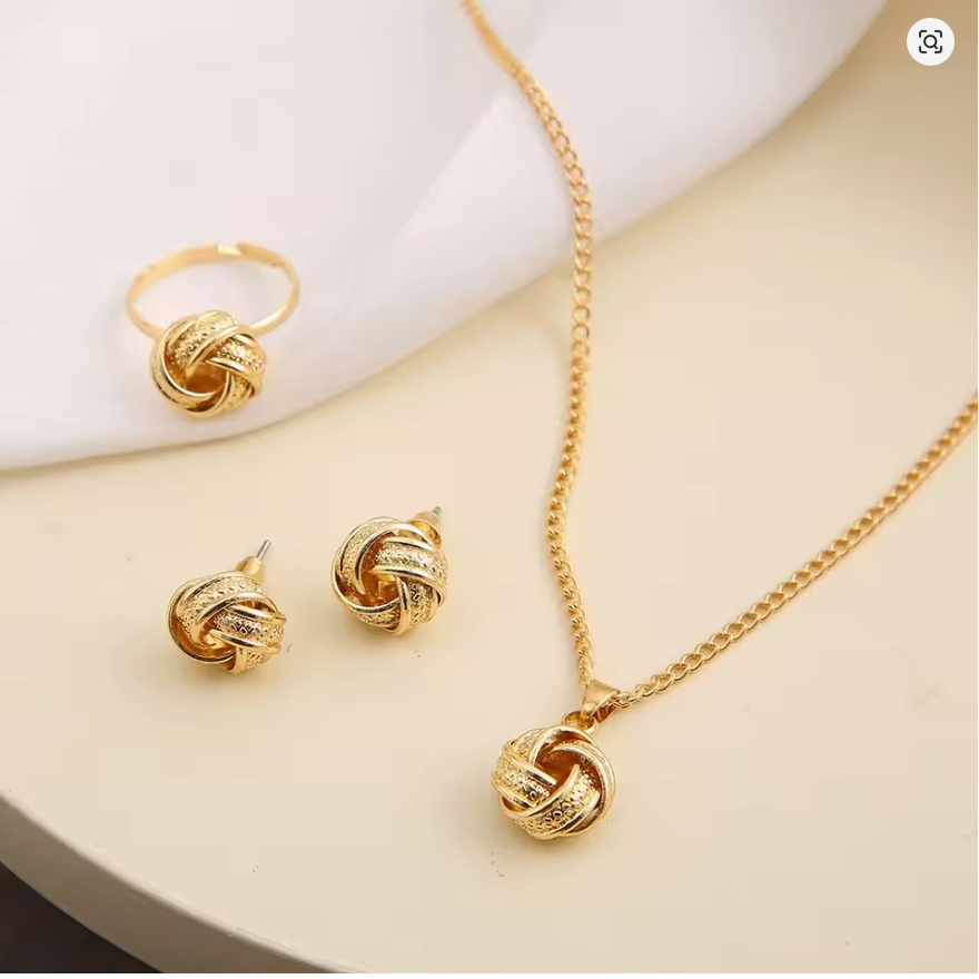 Golden Bond - Luxury Gold-Plated Jewelry Set