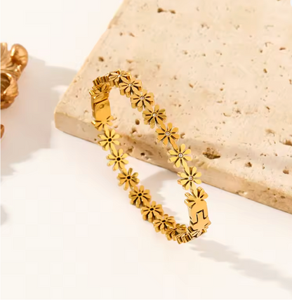 Golden Bloom - Luxury Gold-Plated Jewelry Set