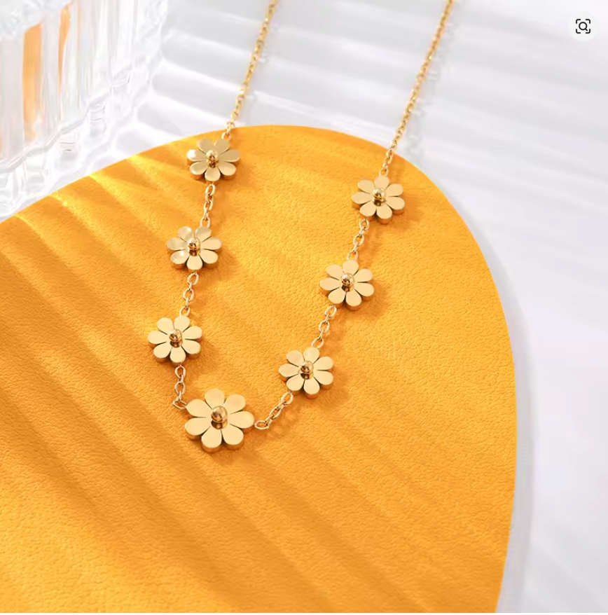 Golden Bloom - Luxury Gold-Plated Jewelry Set