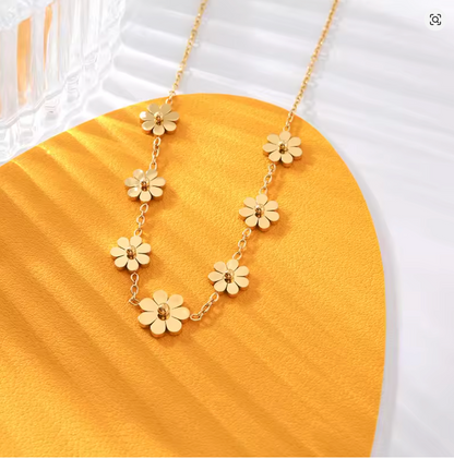 Golden Bloom - Luxury Gold-Plated Jewelry Set